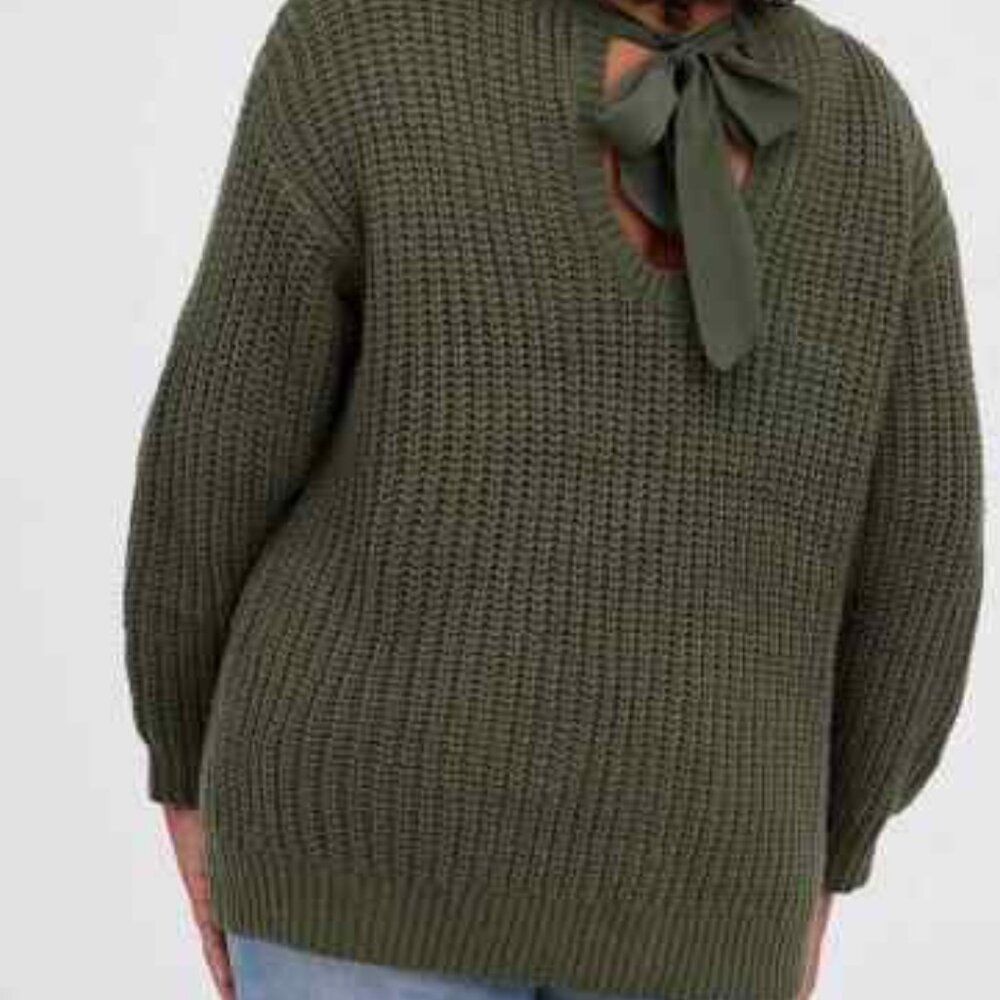 Torrid Drop Shoulder Cable Heart Tie Back Sweater Olive Green 3X